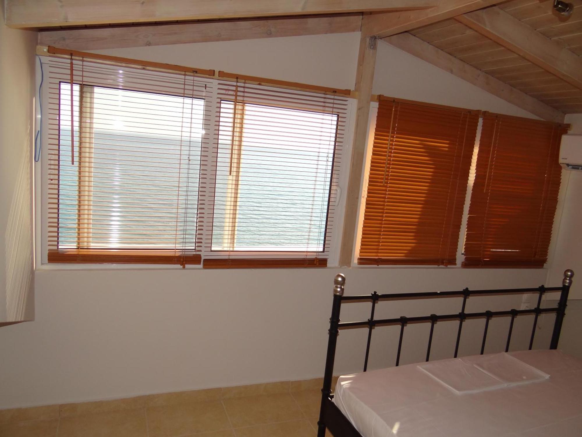 Aperanto House Paralia Loutsas Номер фото