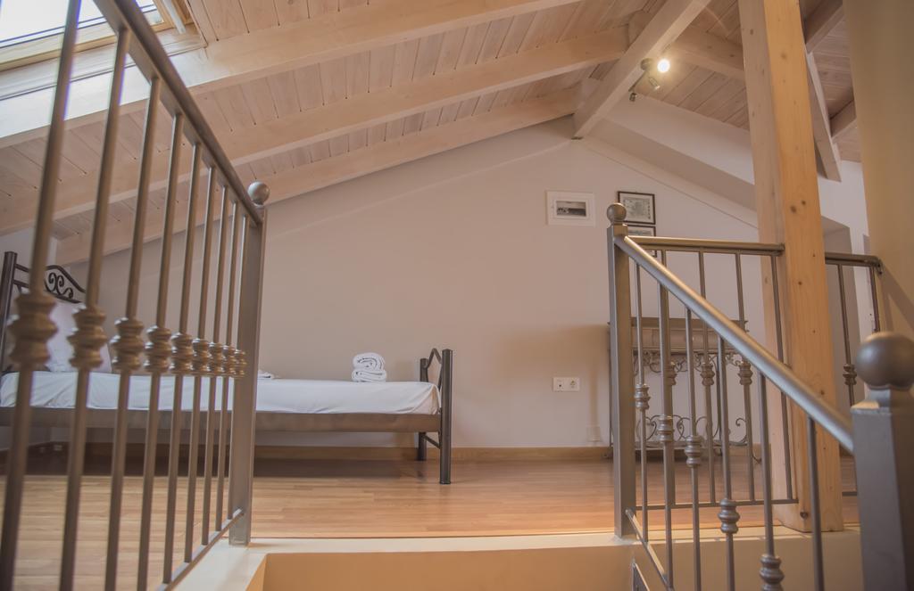 Aperanto House Paralia Loutsas Екстер'єр фото