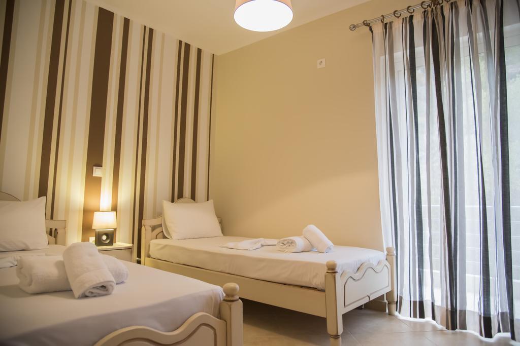 Aperanto House Paralia Loutsas Екстер'єр фото